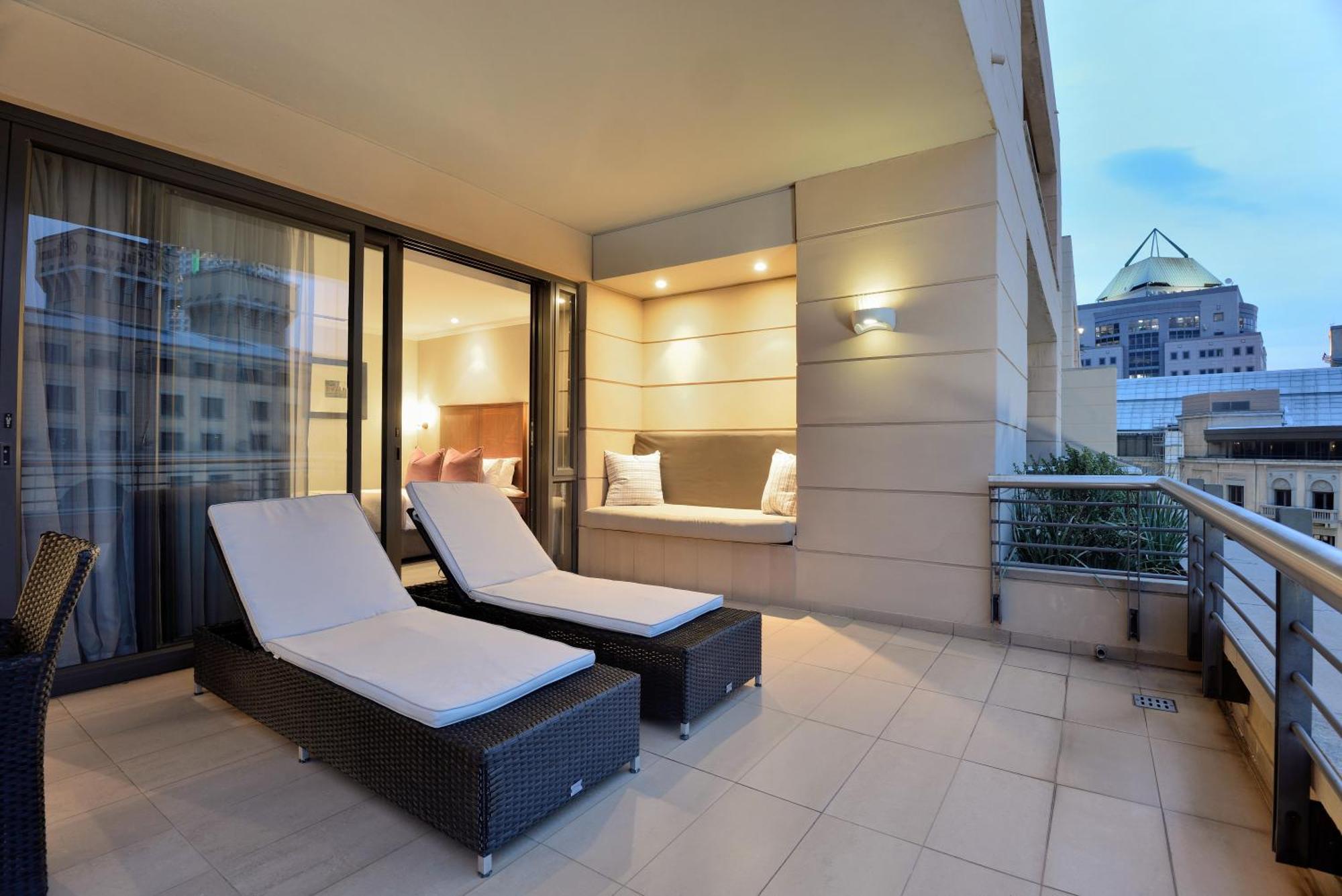 Raphael Suites Йоханнесбург Экстерьер фото
